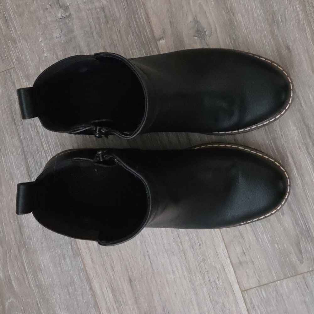 Wedge Gore Black Ankle Boots NEW Condition - Picture 6 of 7